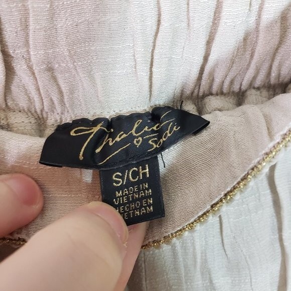 Thalia Sodi pants Size Small Sand color (AK) - Picture 4 of 9